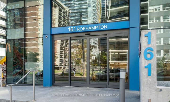 Property Photo:  161 Roehampton Avenue 1712  ON M4P 1P9 