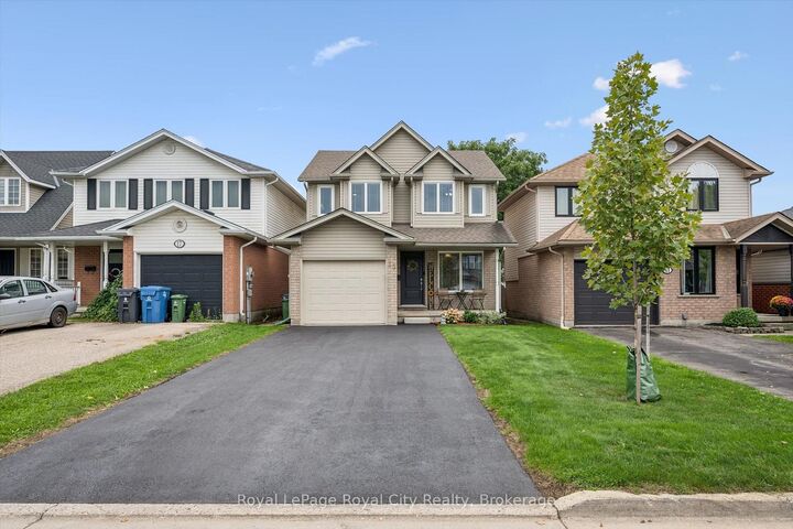 Property Photo:  15 Trailbrook Lane  ON N1E 7B6 