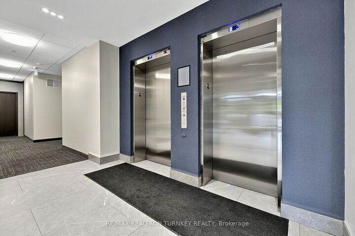 Property Photo:  56 Lakeside Terrace 1202  ON L4M 7B9 