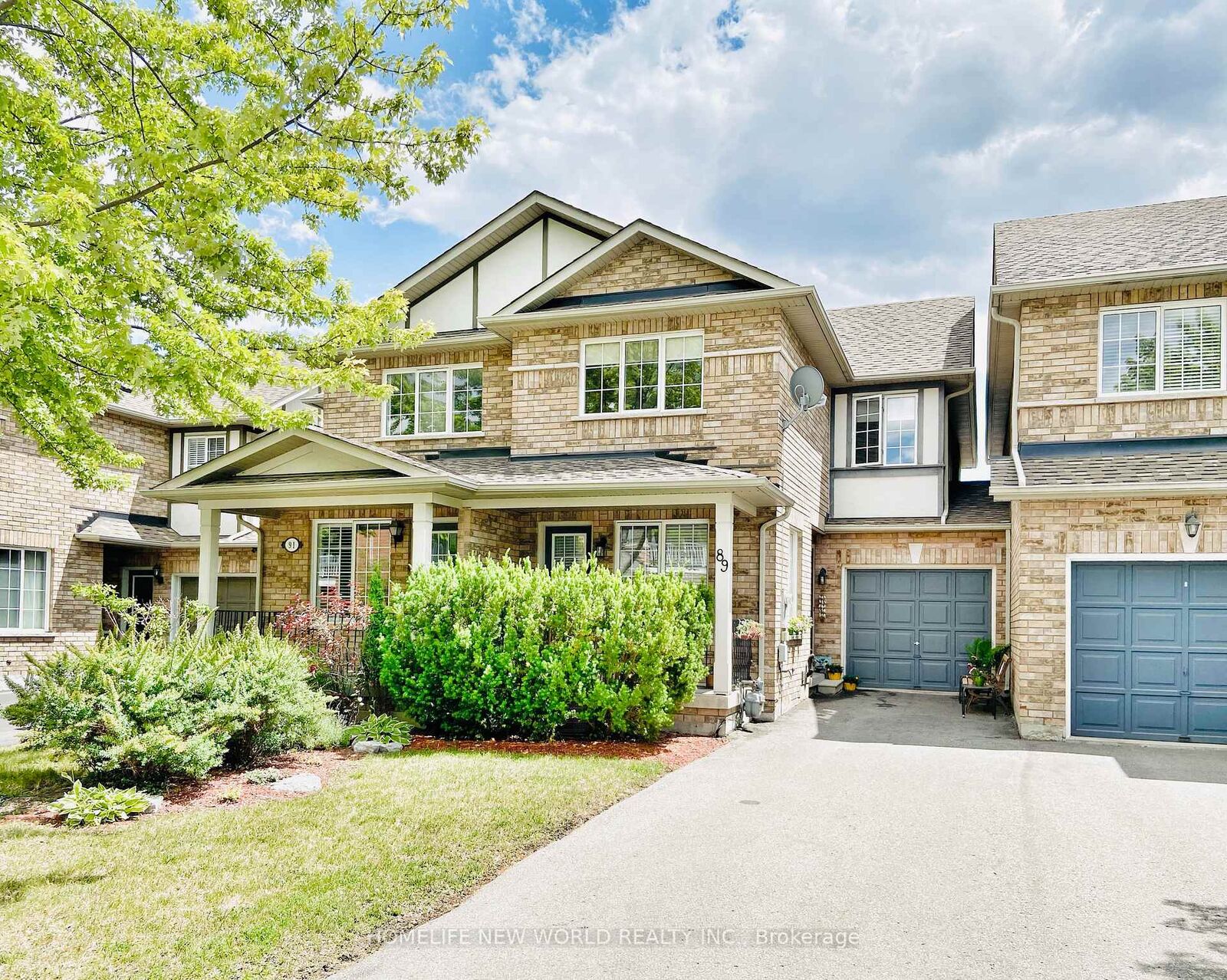 Property Photo:  89 Warren Bradley Street  ON L6C 2X4 