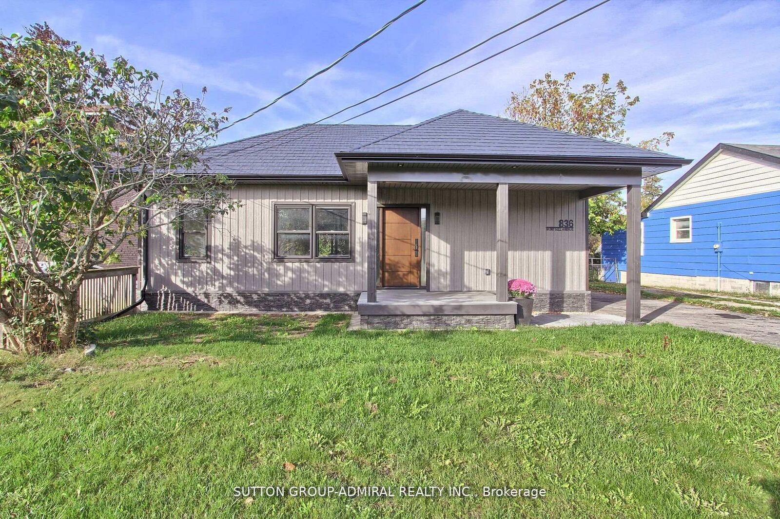 Property Photo:  836 Montsell Avenue  ON L0E 1S0 