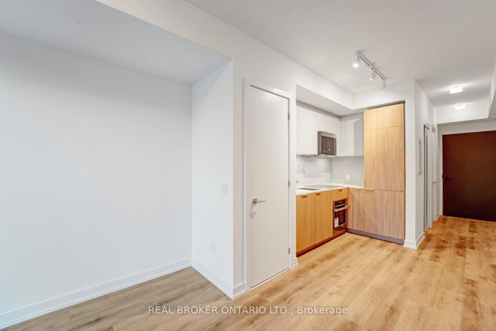 Property Photo:  28 Eastern Avenue Lph16  ON M5A 0Y2 
