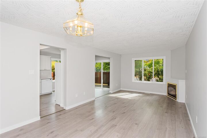 Property Photo:  6240 Parkwood Dr  BC V9T 6K9 
