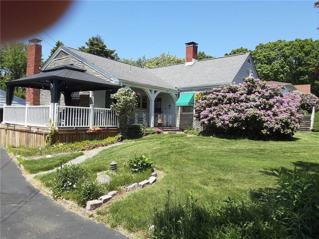 Property Photo: 1311 Ridge Road PA 15003