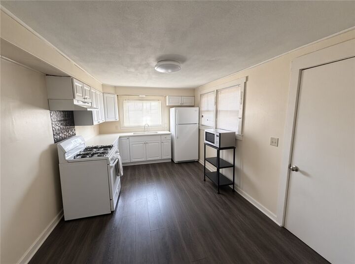 Property Photo: 1910 Rockledge St PA 15212