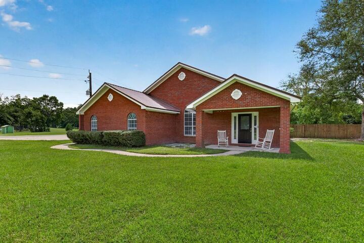 Property Photo: 54341 Plantation Road FL 32011