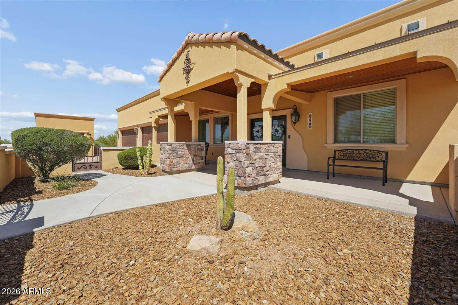 Property Photo:  370 E Canyon Street  AZ 85119 