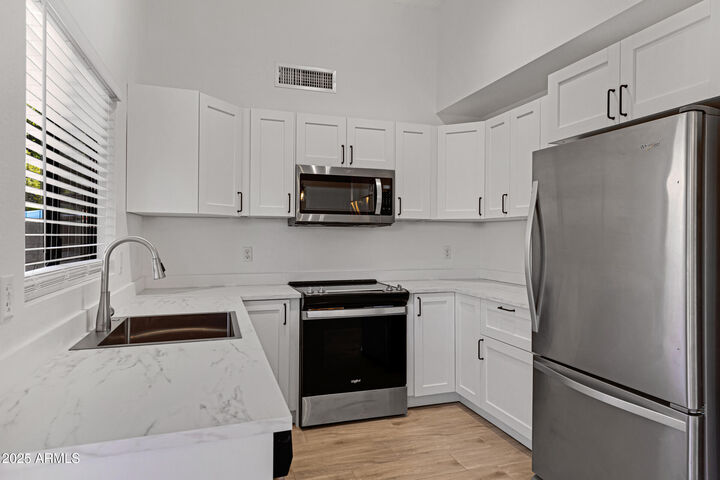 Property Photo:  85 S Cypress Court  AZ 85226 