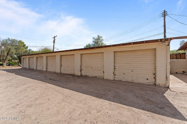 Property Photo:  150 Park Street  AZ 85390 