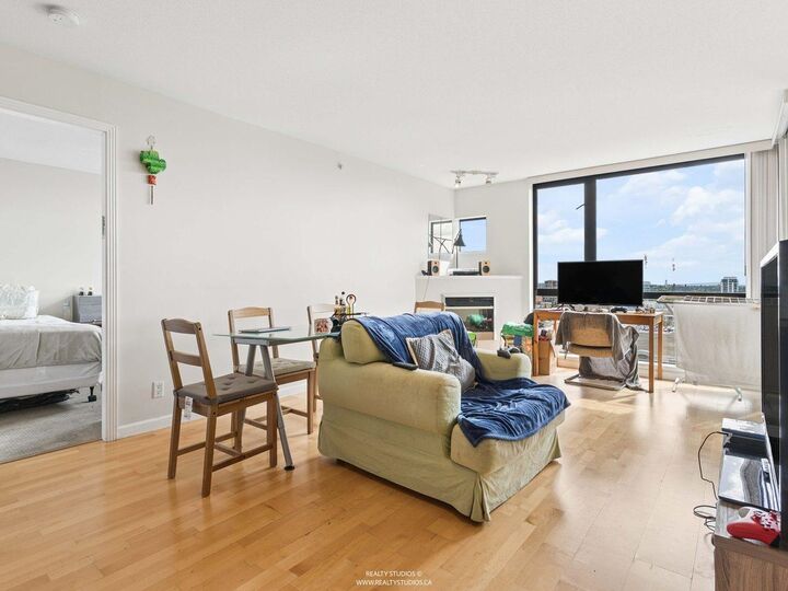 Property Photo: 7831 Westminster Highway 1703 BC V6X 1A4