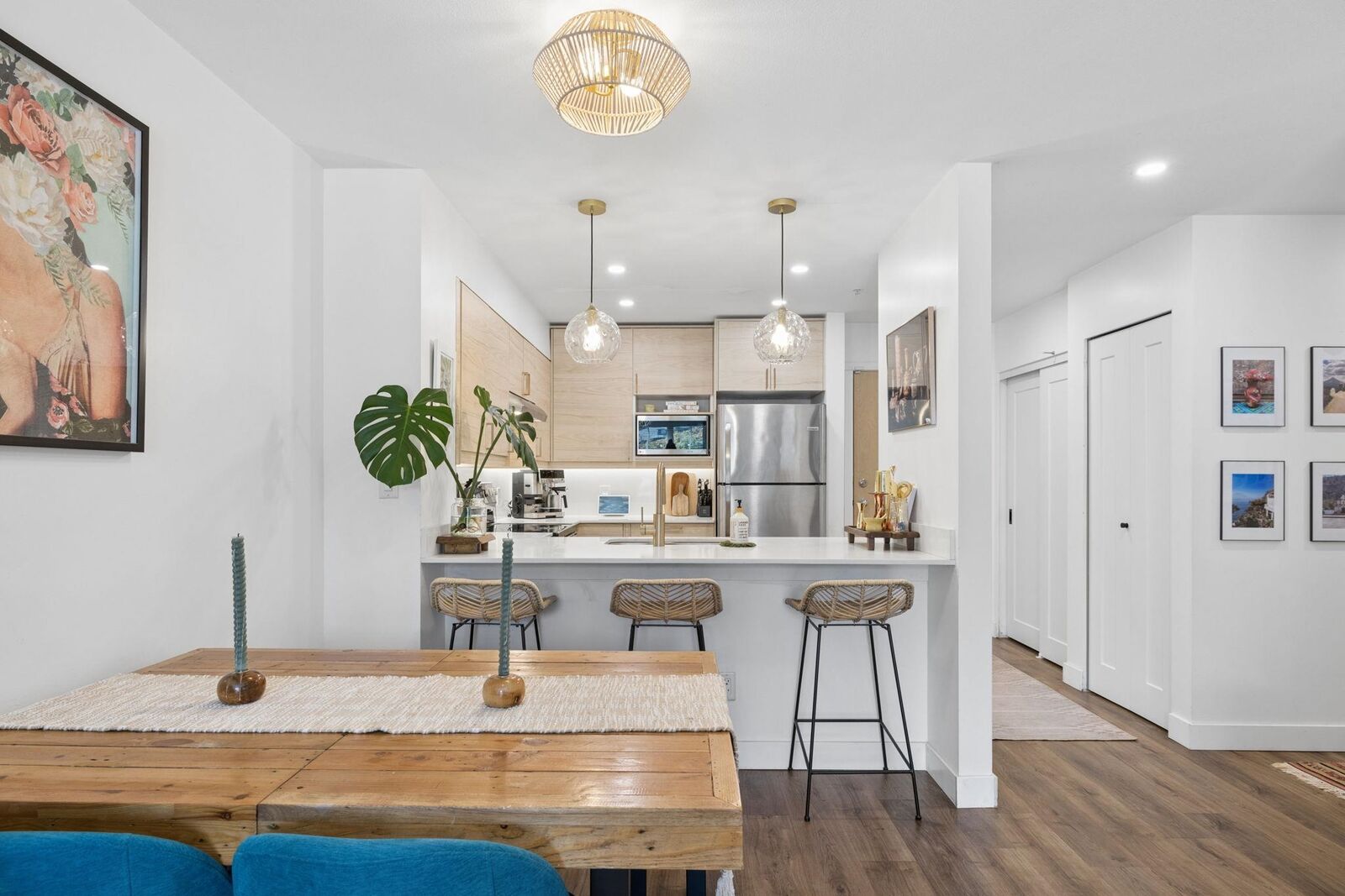 Property Photo:  38 Seventh Avenue 203  BC V3L 5W2 