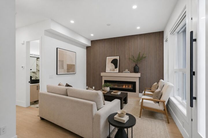 Property Photo:  12873 Marine Drive 2  BC V4A 1C8 