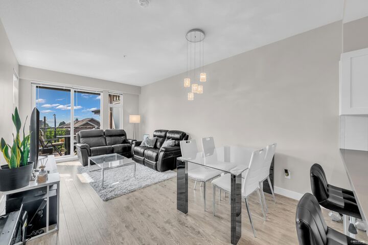 Property Photo:  963 Charland Avenue 2201  BC V3K 0E2 