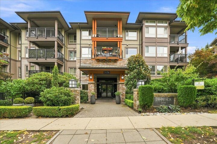Property Photo:  3156 Dayanee Springs Boulevard 312  BC V3E 0B7 