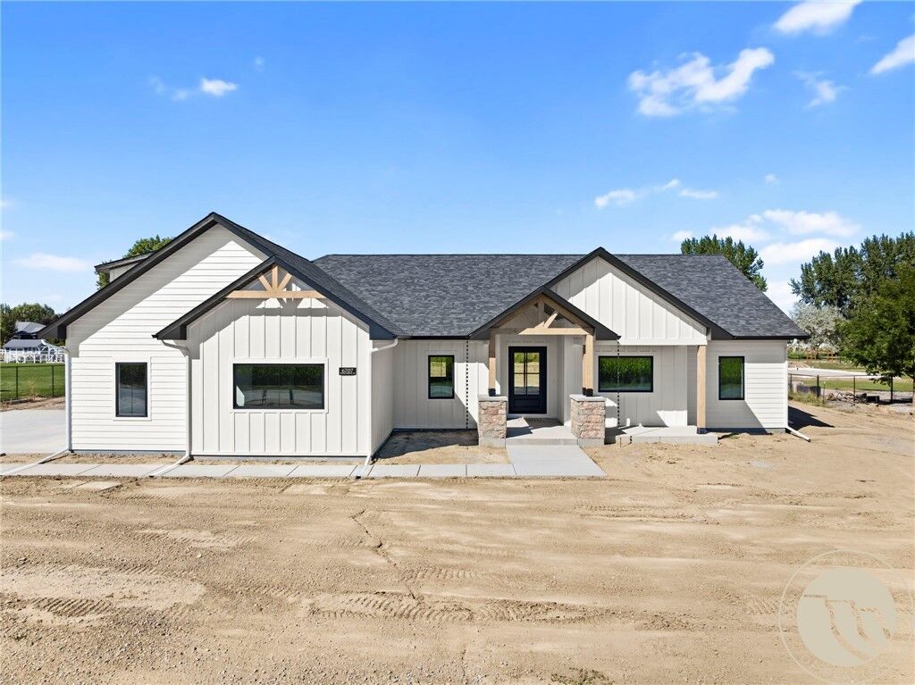 Property Photo: 6707 Elder Grove Lane MT 59106