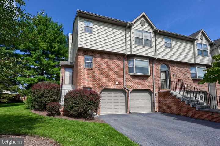 Property Photo:  122 River Bend Park  PA 17602 
