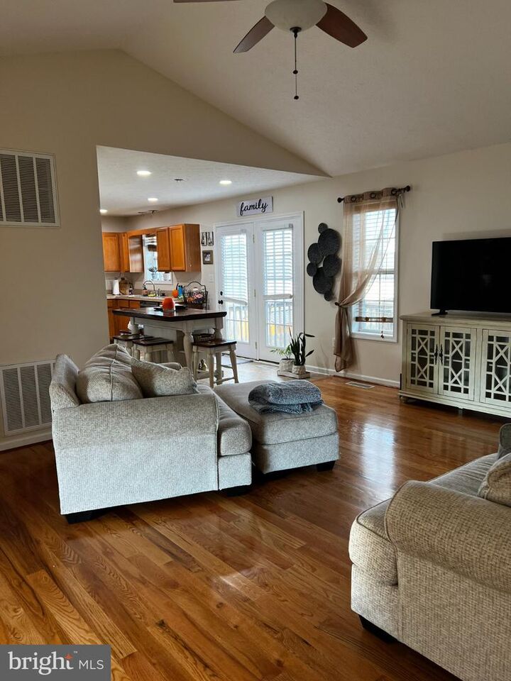 Property Photo:  199 Wallace Avenue  WV 25428 