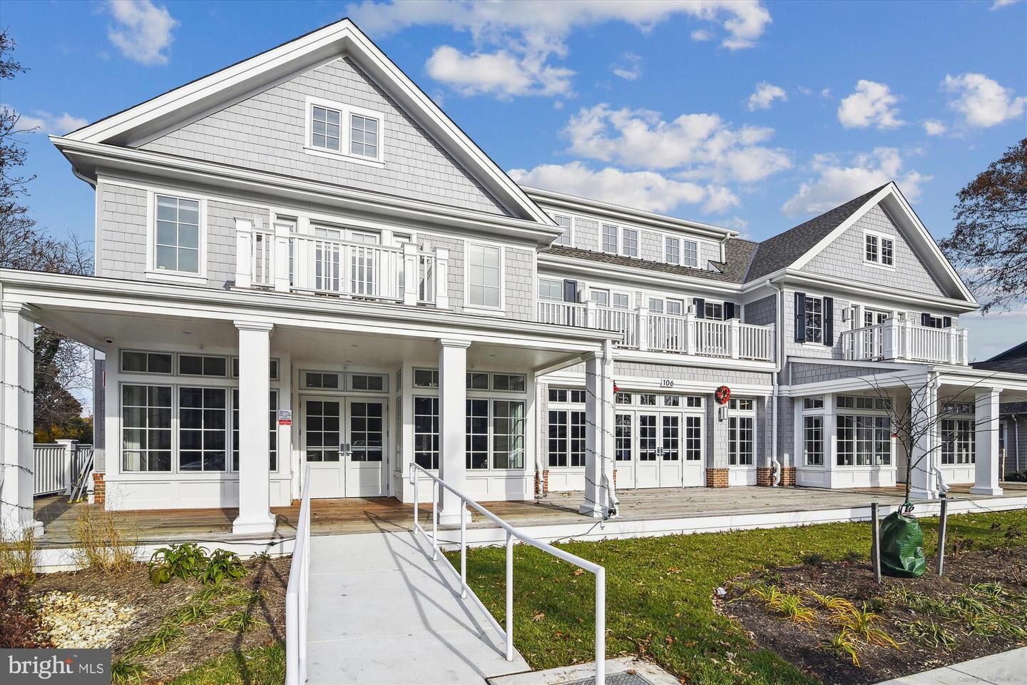 Property Photo: 106 Annapolis Street 202 MD 21401