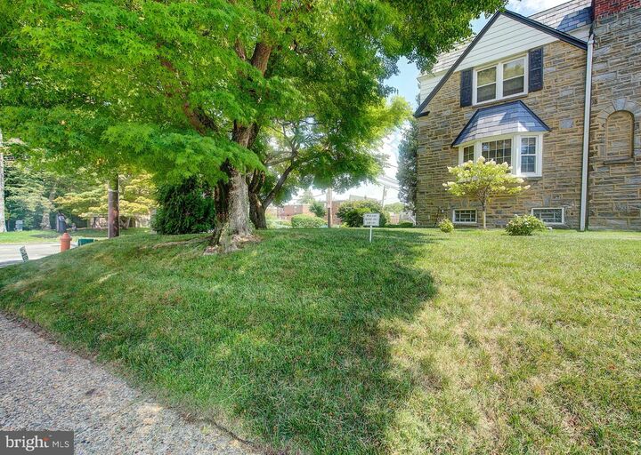 Property Photo: 834 E Vernon Road PA 19119