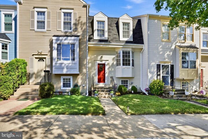Property Photo: 8908 Waites Way VA 22079