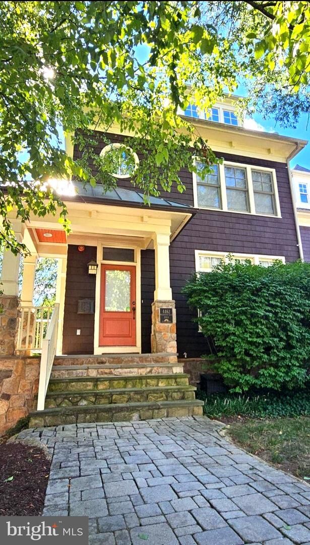 Property Photo:  4462 Macarthur Boulevard NW  DC 20007 