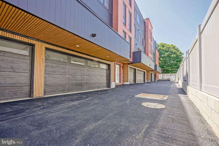 Property Photo: 1328 E Berks Street 3C PA 19125