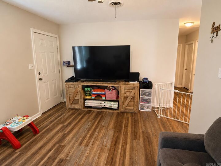 Property Photo: 315 Howard Street AR 72450