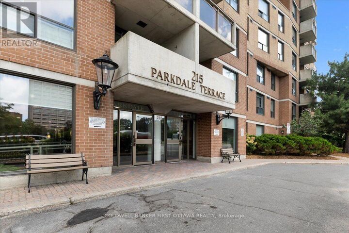 Property Photo:  215 Parkdale Avenue 1202  ON K1Y 4T8 