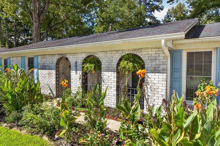 Property Photo:  8431 Deerwood Drive  SC 29406 