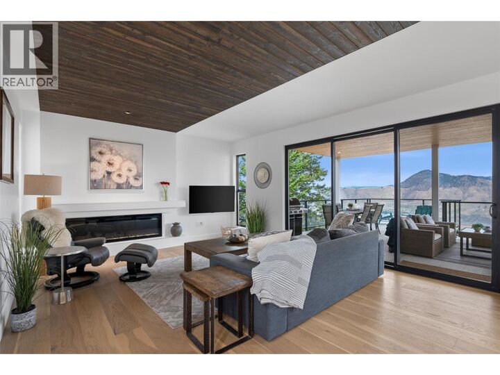 Property Photo:  2179 Lupin Court  BC V2E 0E2 