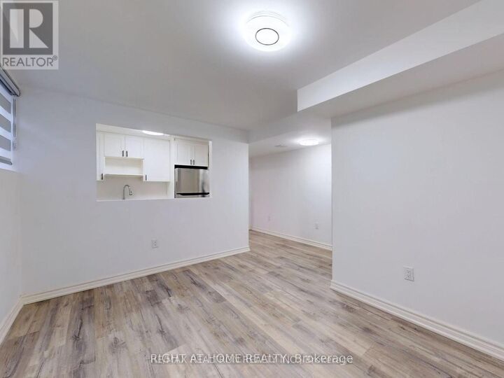Property Photo:  125 Maria Road  ON L6E 0M1 
