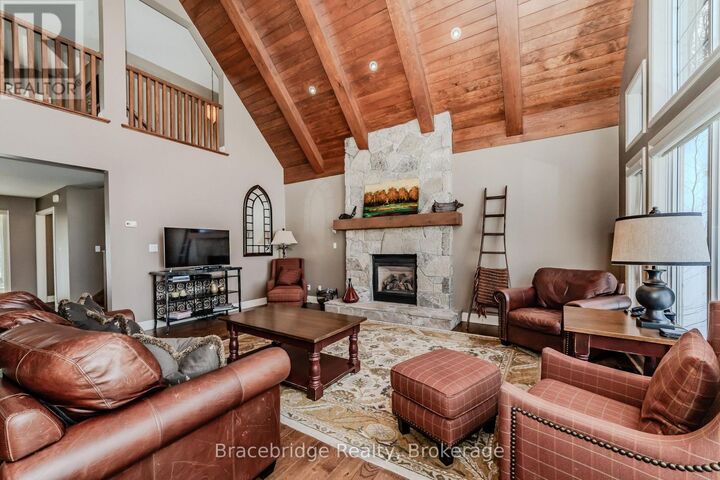 Property Photo:  3876 Muskoka Rd 118 Highway West  ON P0B 1J0 