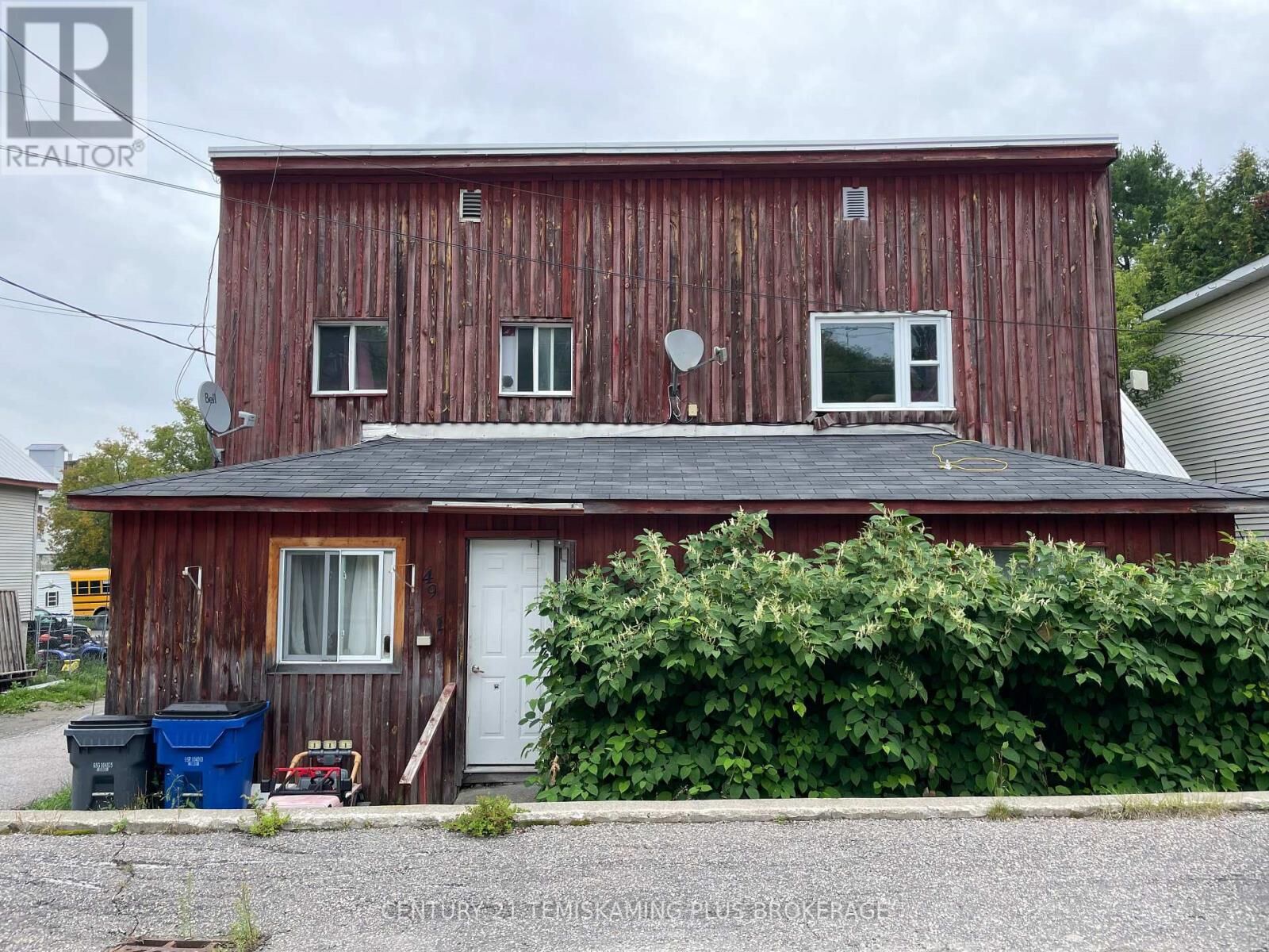 Photo de la propriété:  49 Cobalt Street  ON P0J 1C0 