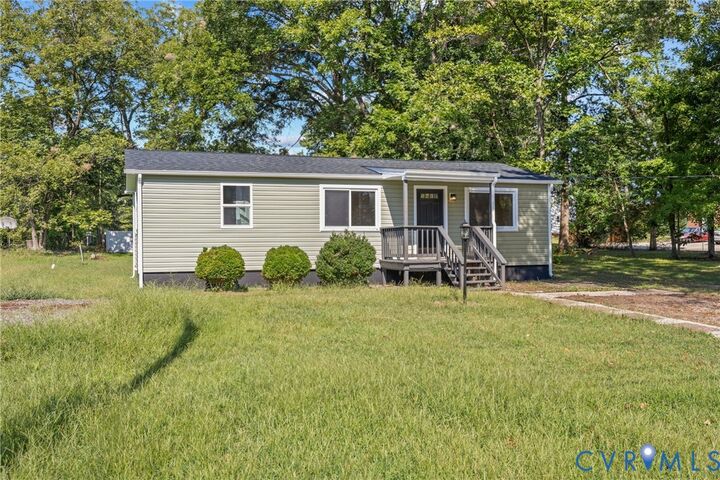 Property Photo: 716 Oak Street VA 23824