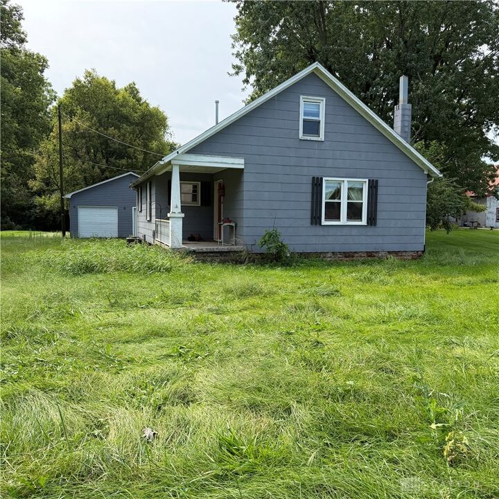 Property Photo:  505 Sidney Street  OH 43357 