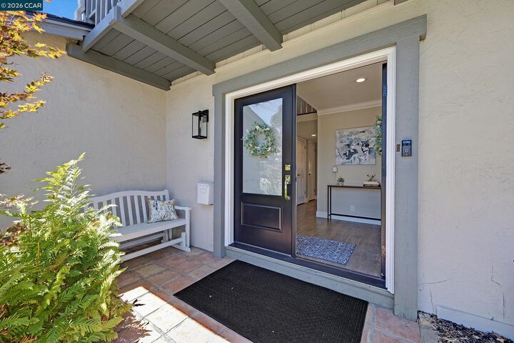 Property Photo:  11698 Serra Ct  CA 94568 