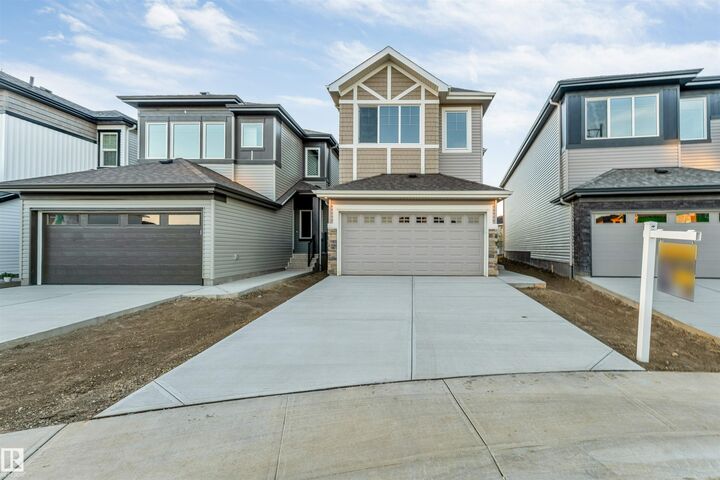 Property Photo:  908 17 Avenue NW  AB T6T 2X8 