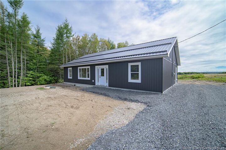Property Photo:  23 Dewitt Road  NB E3B 8X5 