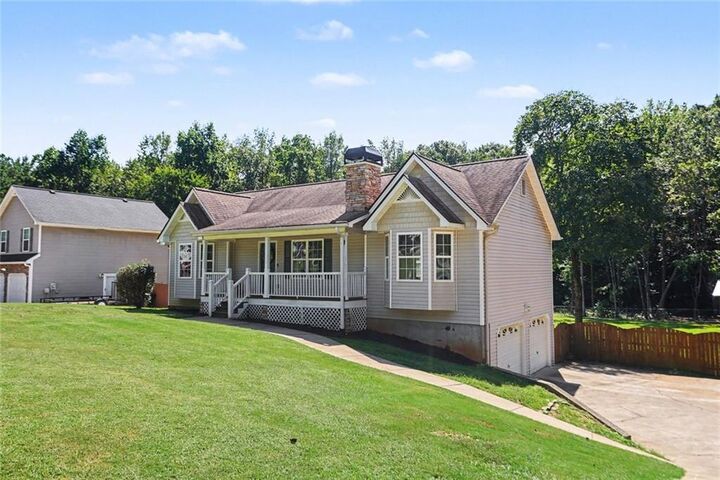Property Photo: 163 Meadow Spring Court GA 30179
