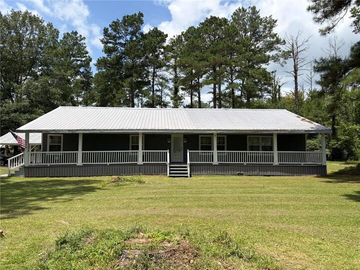 Property Photo: 976 La-1206 Highway LA 71328