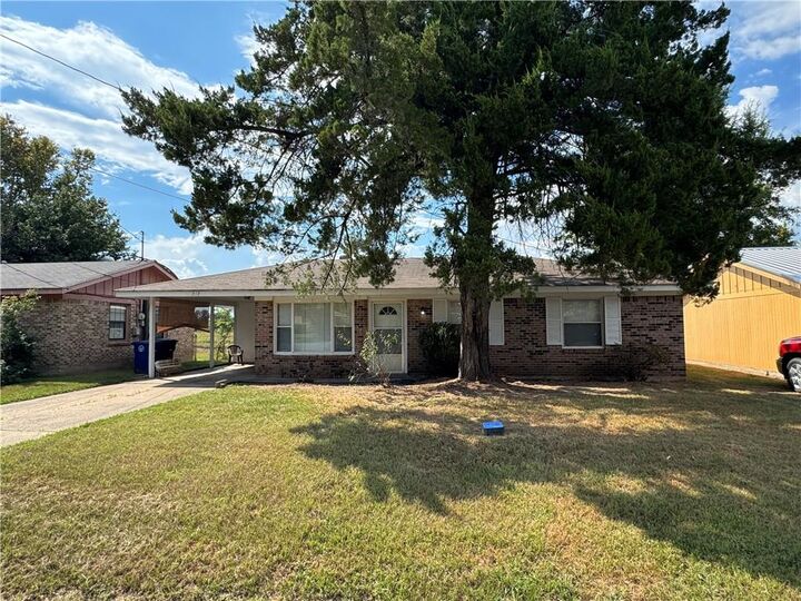 Property Photo:  212 Sylvan Drive  LA 71457 
