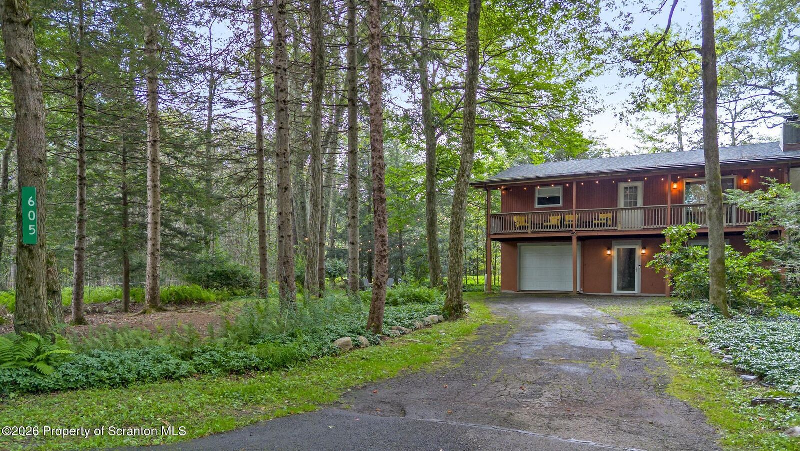 Property Photo:  605 Quail Lane  PA 18466 