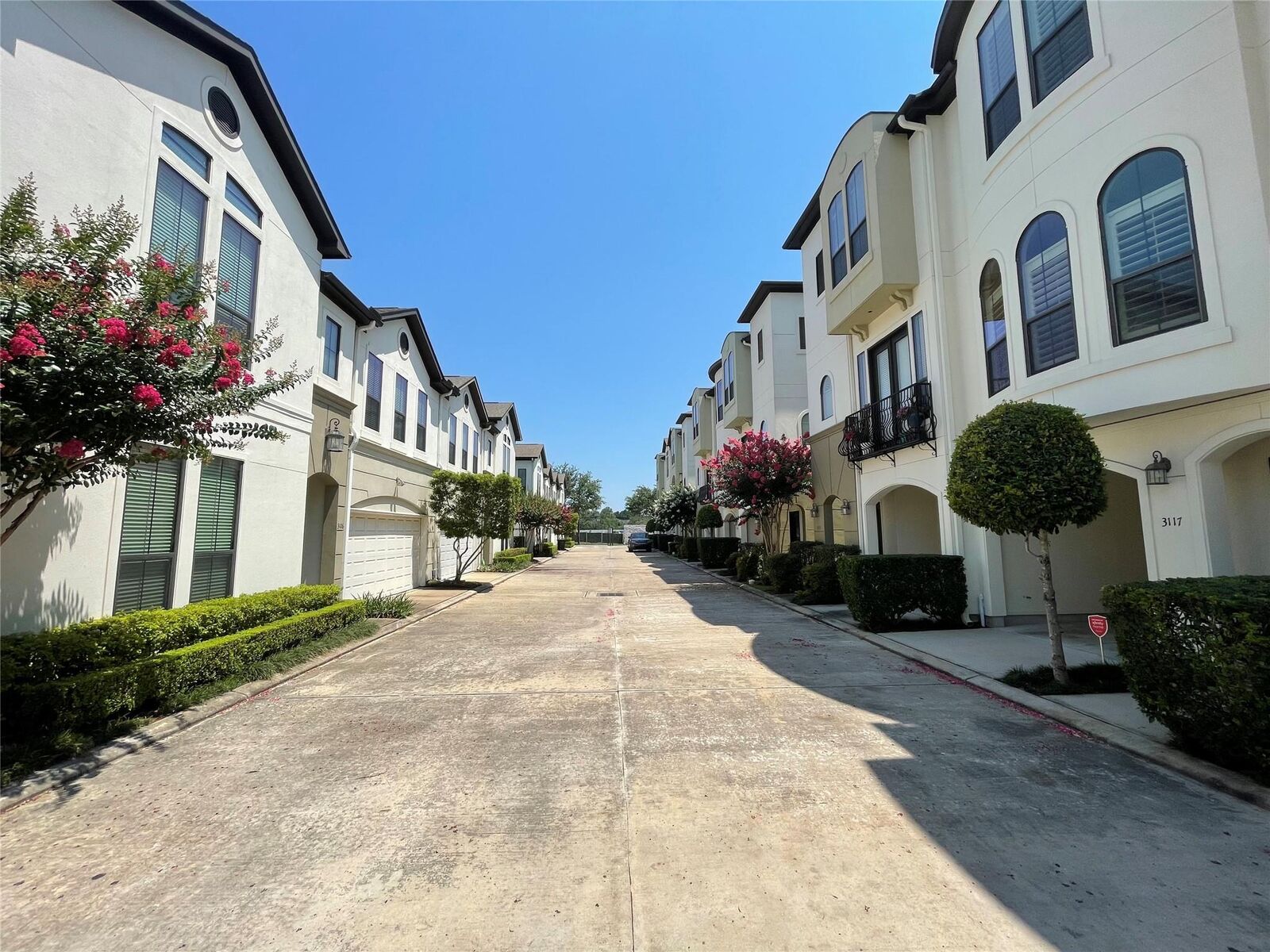 Property Photo:  3123 Fairdale Oaks E  TX 77057 