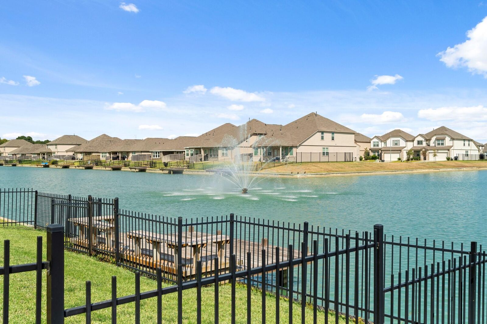Property Photo:  24806 Bastiani Canvas Lane  TX 77493 