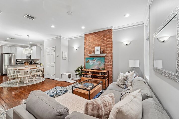 Property Photo: 1009 Willow Ave 1L NJ 07030