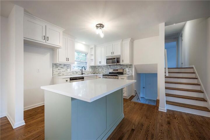 Property Photo: 7622 W 97th Terrace KS 66212