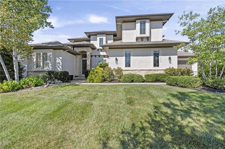 Property Photo: 16408 Rosehill Street KS 66221