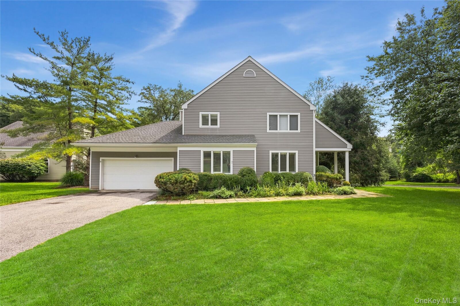 Property Photo:  9 Elizabeth Court  NY 10510 