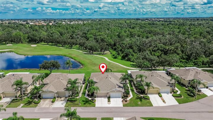 Property Photo:  1917 Inverness Greens Drive  FL 33573 