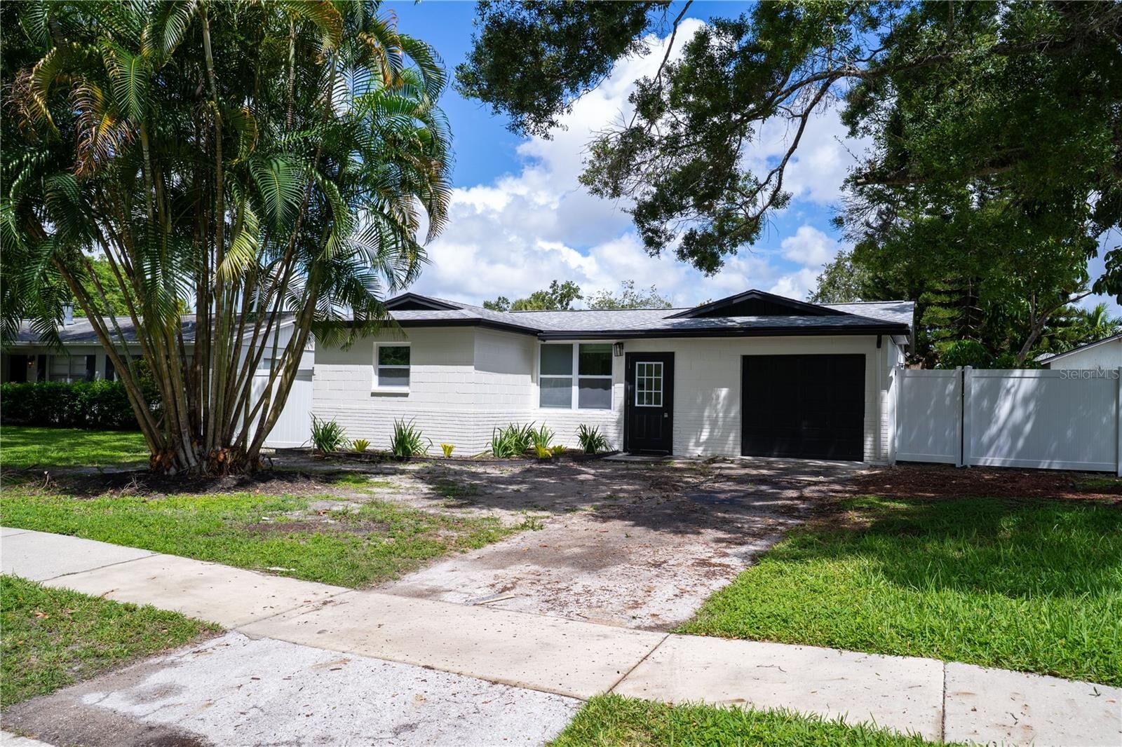 Property Photo: 9111 109th Avenue FL 33777